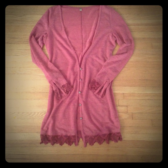 SOLD IN BUNDLE/Host Pick!!  Free People Cardigan