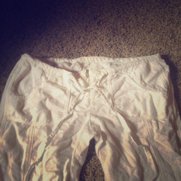 White holster capris