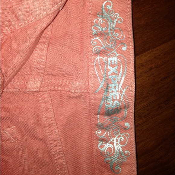 Pink Express shorts - Picture 3 of 3