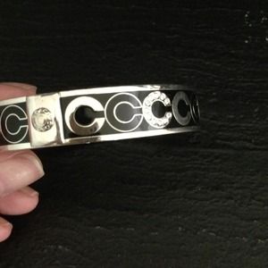 AUTHENTIC  Coach bangle