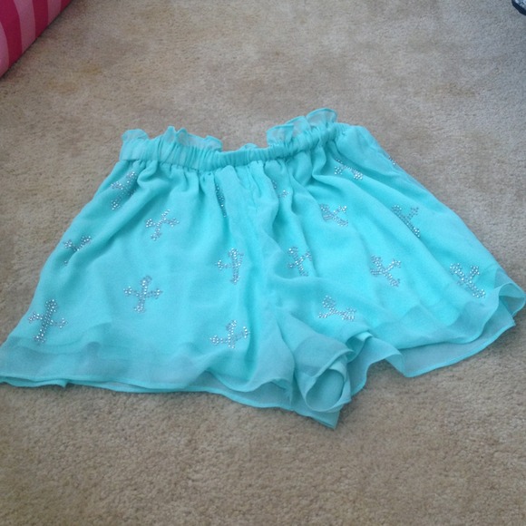 TOBI Mint High Waisted Short w/ Rhinestone Crosses