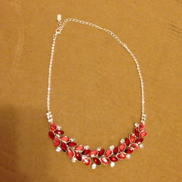 Pretty Red w/ Rhinestones Design Matching Set - Picture 2 of 3