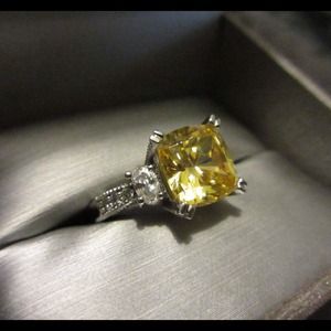 💥REDUCED💥Sterling Silver &synthetic Yellow Topaz