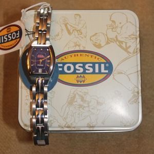 Women's Fossil watch.  Never worn.
