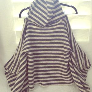 Billabong Cropped Poncho