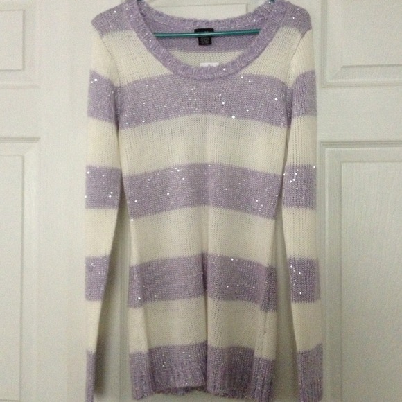 💎Rue 21 Sequins Sweater.💎