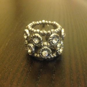 Fashion ring