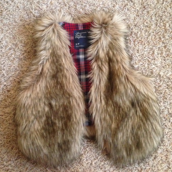 American Eagle Faux Fur Vest - Small