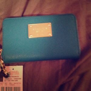 Michael Kors Jet Setter Coin/Phone bag.