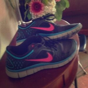 Nike Free Runs