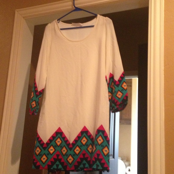 Aztec off white boutique dress size small
