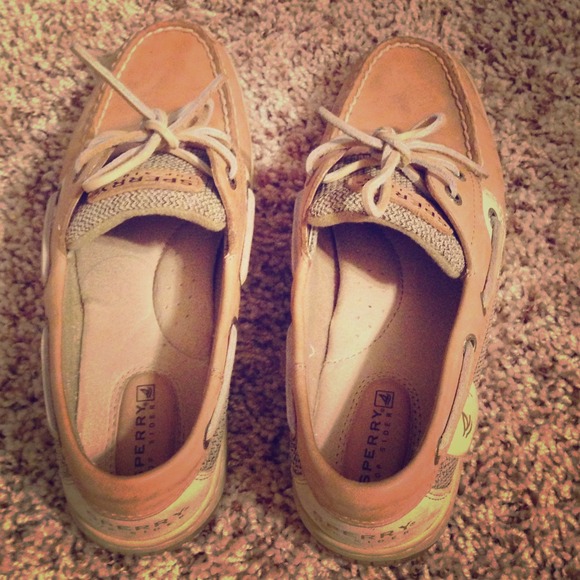 -Sold-  Sperry Top Sider size 6.5