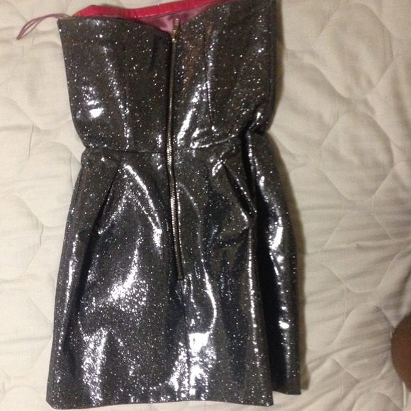 Glitter Bow Sparkly Dress! -Runs Small - Picture 3 of 3