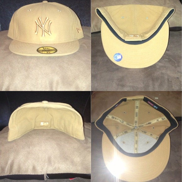 New Era 59Fifty 
New York Yankees Fitted Cap