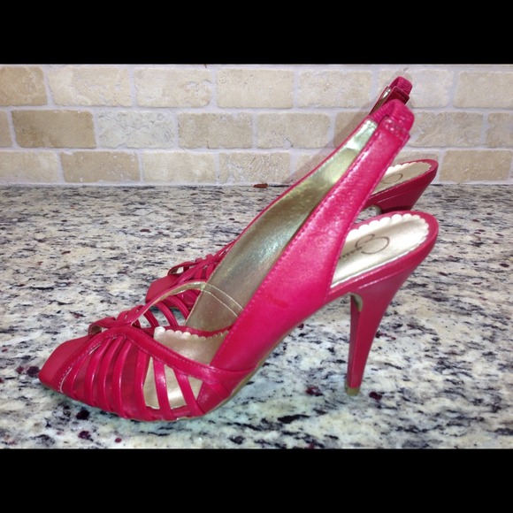 Red Jessica Simpson Pumps