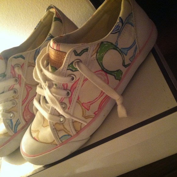 Coach Shoes - Signature womens coach sneakers