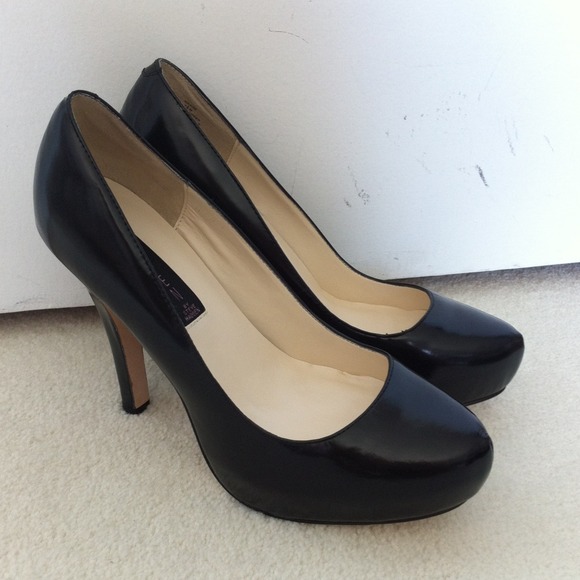 *NEW* Steven "Nrage" Black pumps