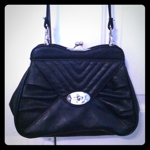 Jessica Simpson Handbags - Jessica Simpson handbag