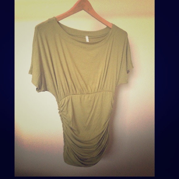 Pesto Green lose butterfly sleeve top!
