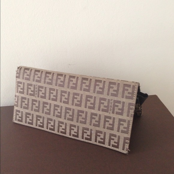 💯Authentic Fendi Wallet