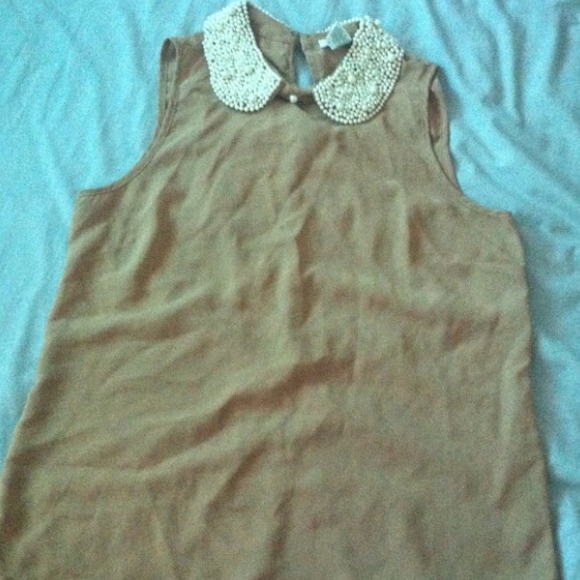 Sold!!!!Blush Pearl collar chiffon top - Picture 3 of 3
