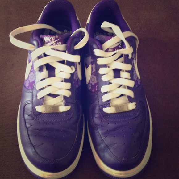 Purple/floral Nike shoes