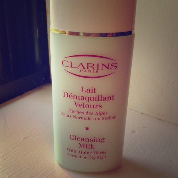 NWOT Clarins Cleansing Milk
