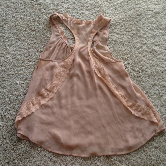 Sheer Chiffon tank with ruffle and lace details - Picture 2 of 2