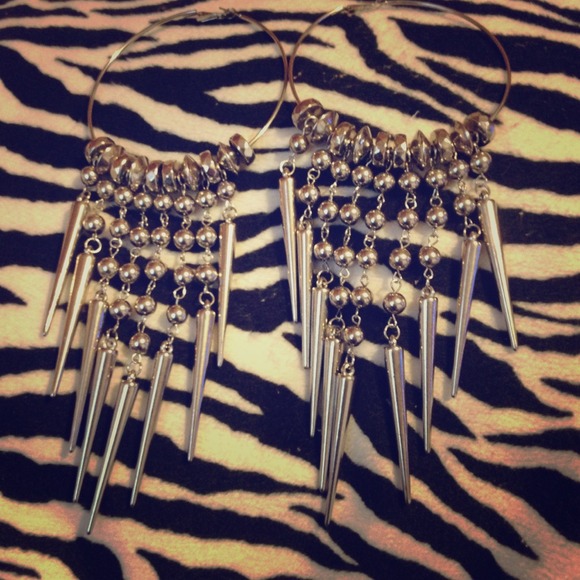 💥 Hot earrings--SOLD!!!!