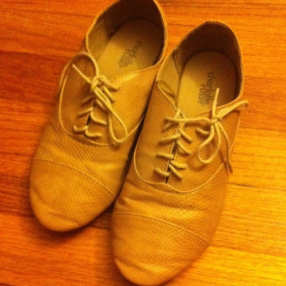 Bundle of Charlotte Russe shoes. - Picture 2 of 3