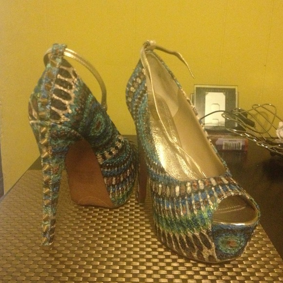 Blue Platform Spiked Heels 🔥🔥🔥🔥