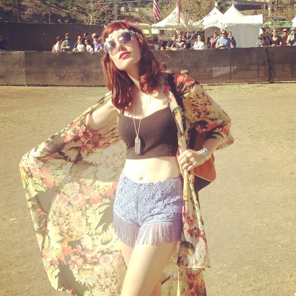 Follow me on Instagram and get 10% off anything - Picture 3 of 4