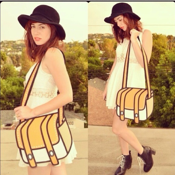 Follow me on Instagram and get 10% off anything - Picture 4 of 4