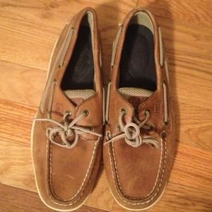 Sperrys RESERVED FOR TRADE