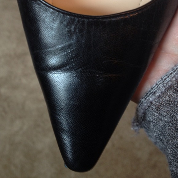 ⛔️SOLD⛔️Black heels. Calvin Klein. - Picture 4 of 4