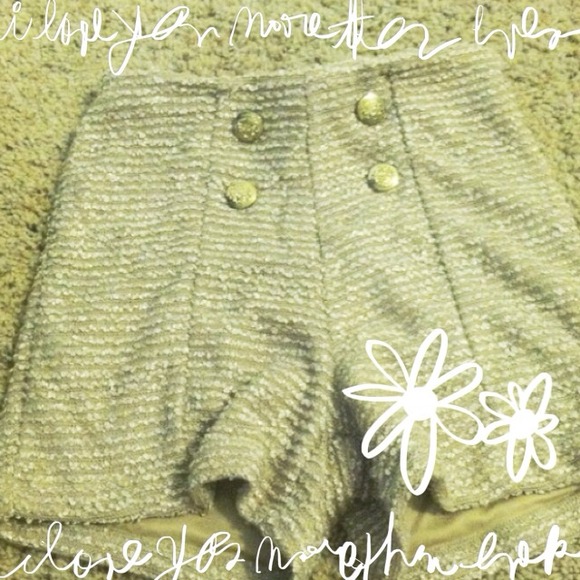 Size small Windsor gold high waisted tweed shorts