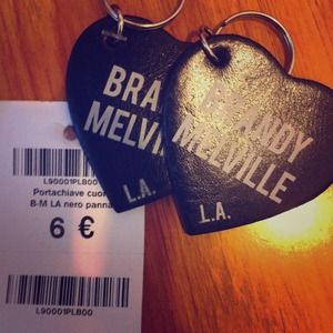 Brandy melville chain.