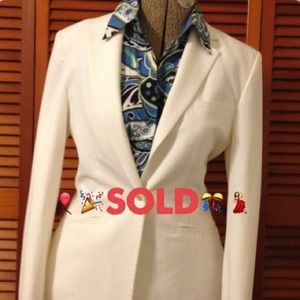 White  Blazer (The limited) size 6 lowest price