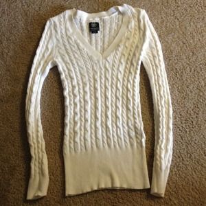 Long sleeve knitted sweater! ❤❤ Price Negotiable.