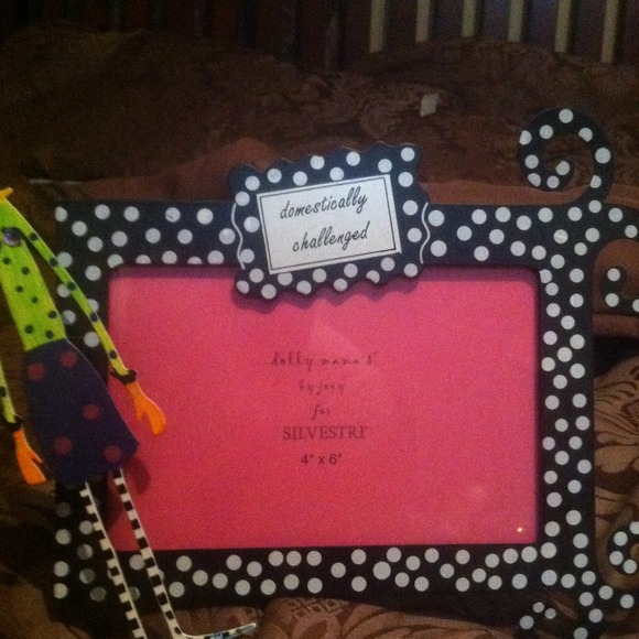 Two picture frames - Picture 2 of 4