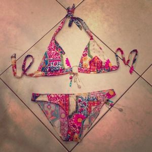 Bikini with bead accent