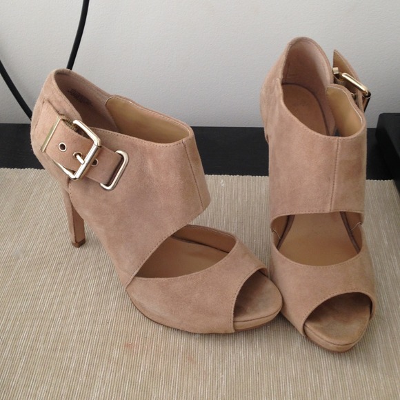 Tan suede heels