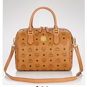 I need a picture like this showing the handle.