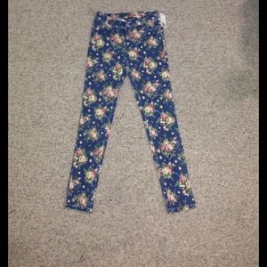 Flower denim jeans