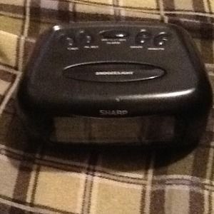 Black cordless alarm clock