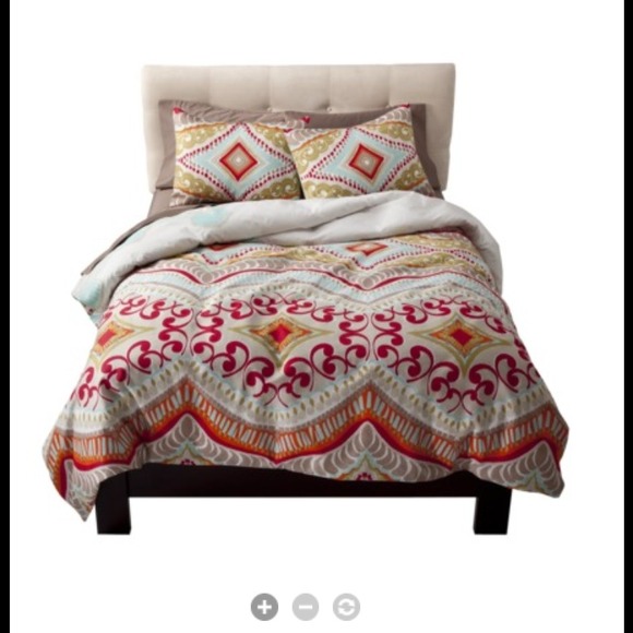 Boho queen duvet comforter and shams Super cute!