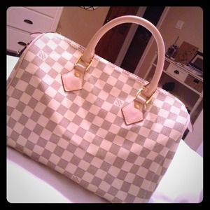 LV Damier Azur speedy