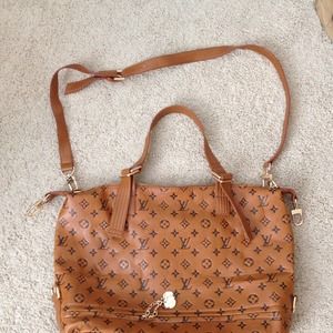 On hold!!!   LV - Fashion statement bag 👜😎