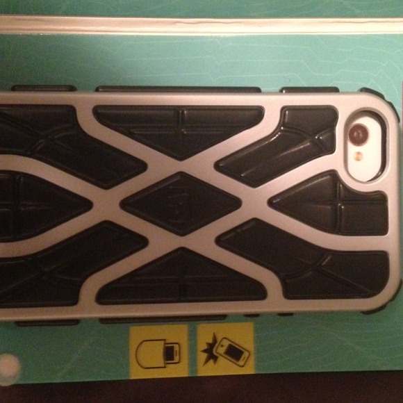 G-Form XTREME (iPhone 5) - Picture 4 of 4