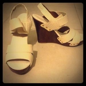 BCBG MaxAzria White wedges